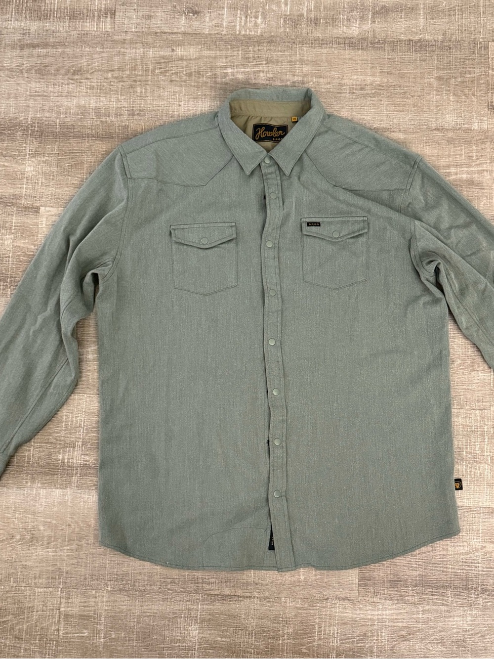 Howler Brothers Men's Light Sage Green Long-Sleeve Button-Down Shirt